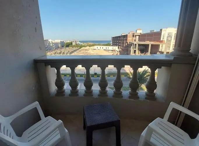 Mamsha View 1 Bedroom Flat Beside Russian Consulate
